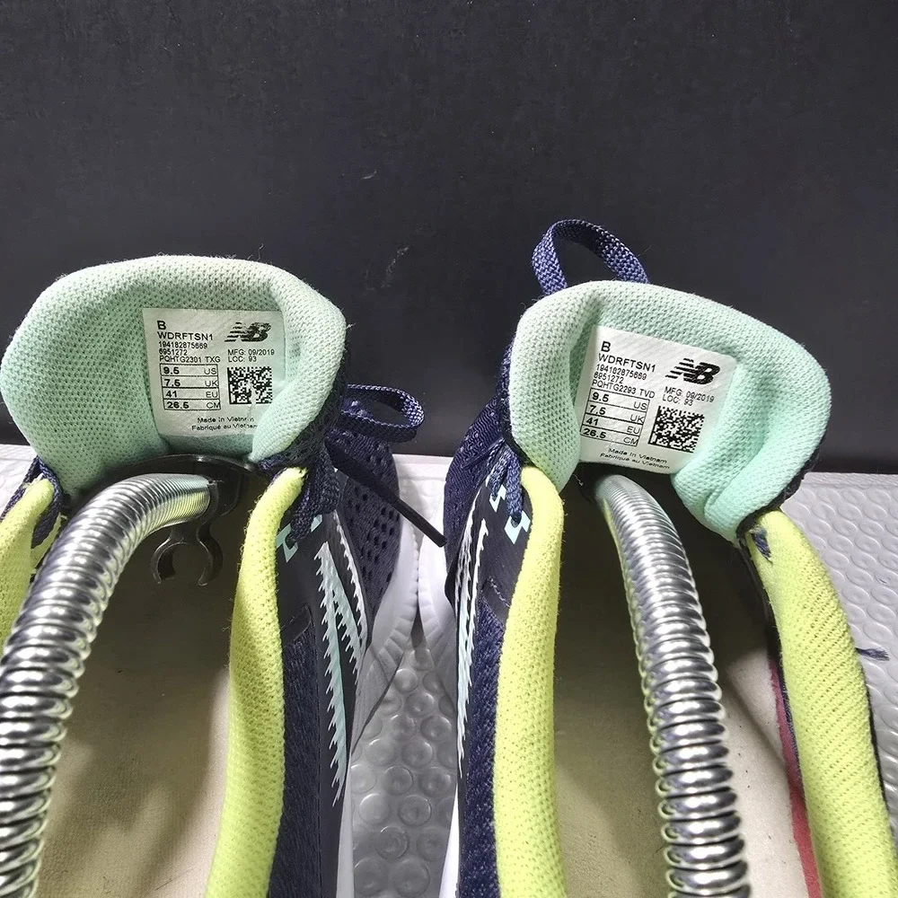 New Balance DRFT V1 Running Shoes Sz 9.5 Navy Blue Vibrant Green